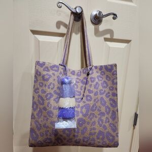 America & Beyond Lavender Color Leopard Print Jute Tore